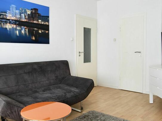 Simple but modern: furnished apartment heart of Cologne – euhabitat