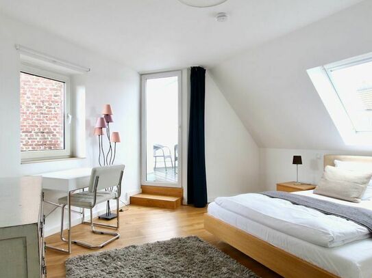 Harmony and Style: Wohnung mit Balkon im Belgischen Viertel – zeitwohnen.de
