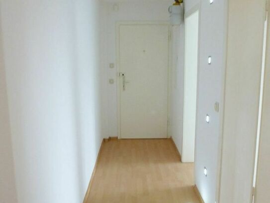 WG-geeignete 3-Zimmer Wohnung, ca. 64,77 m² in der Lange Str. 79!!