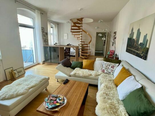 Gorgeous, bright Maisonette apartment