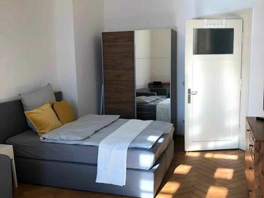 Spacious double bedroom in Ludwigsvorstadt-Isarvorstadt
