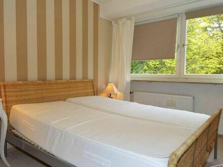 Bright 2 room flat with balcony in Grunewald, furnished
