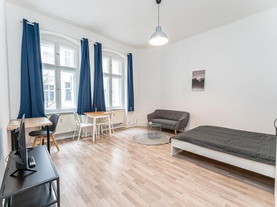 Lovely and bright 1-bedroom apartment in Pankow