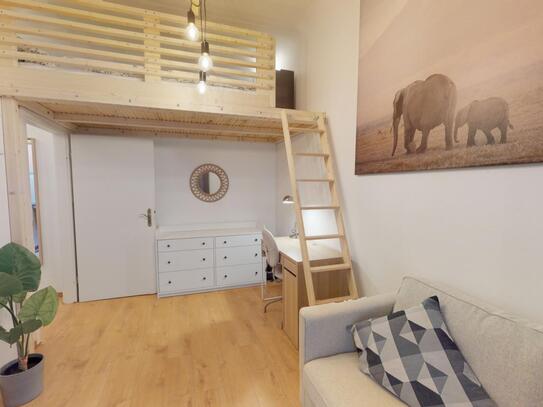 Comfy studio close to U Osloer Straße metro station