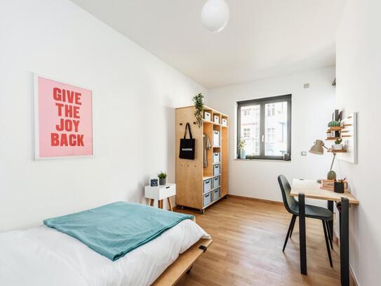 Charming single bedroom in Mitte