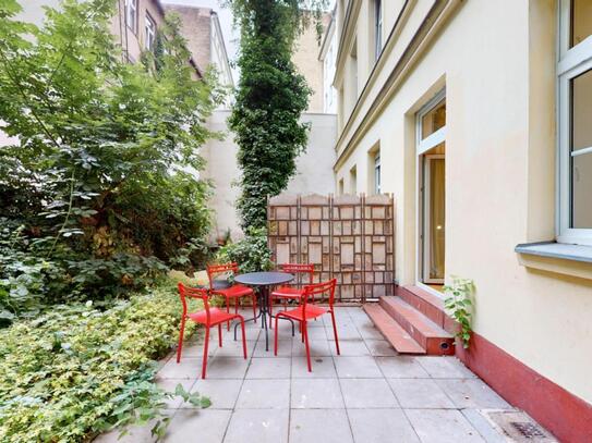 Lovely apartment with patio in Schöneberg