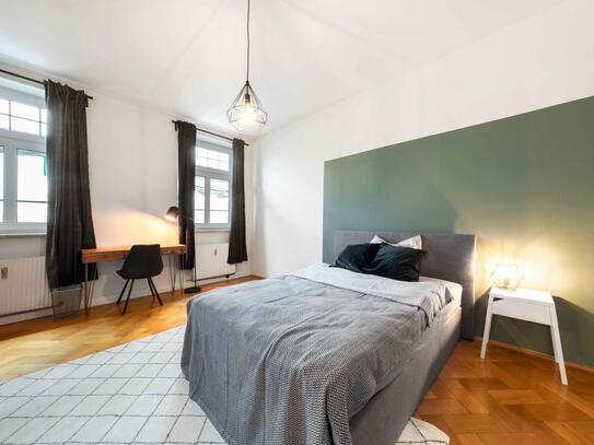 Comfortable double bedroom in Altstadt-Lehel