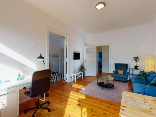 Lovely 1-Bedroom apartment with balcony near U Scharnweberstraße metro station