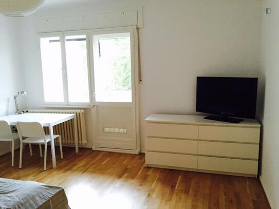 Lovely apartment in Steglitz