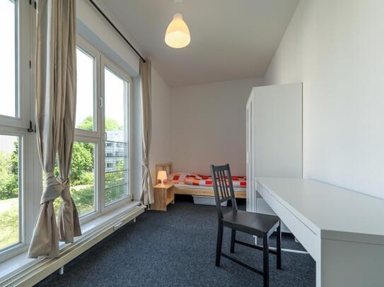 Large single bedroom in Pankow