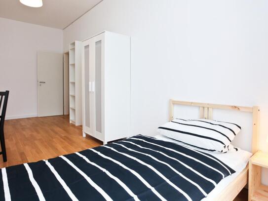 Snug single bedroom in Ostend