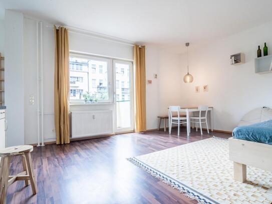 Bright studio in Charlottenburg