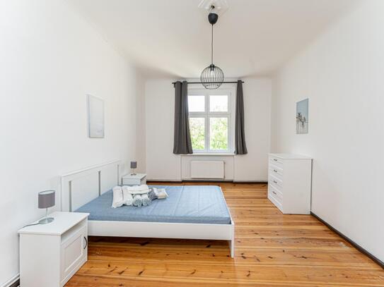 Spacious 1 bedroom apartment with balcony in Neukölln