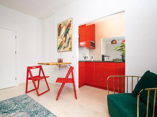 Colourful 1-bedroom apartment in Schöneberg