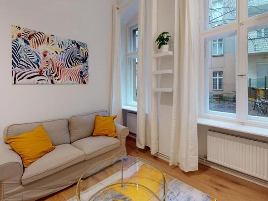 Colourful 2-Bedroom apartment close to Technische Universität Berlin