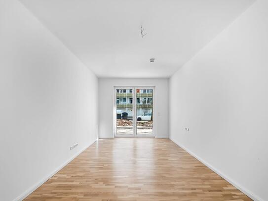 Unfurnished studio in Lichtenberg