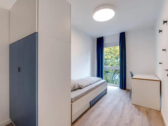 Luminous single bedroom just steps from the Campus Wilhelminenhof