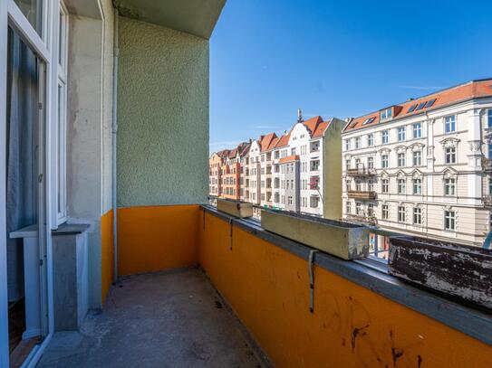 Comfy single bedroom with a balcony, in Neukölln