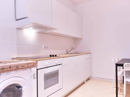 Cool minimalist room in 5-bedroom apartment in Friedrichshain