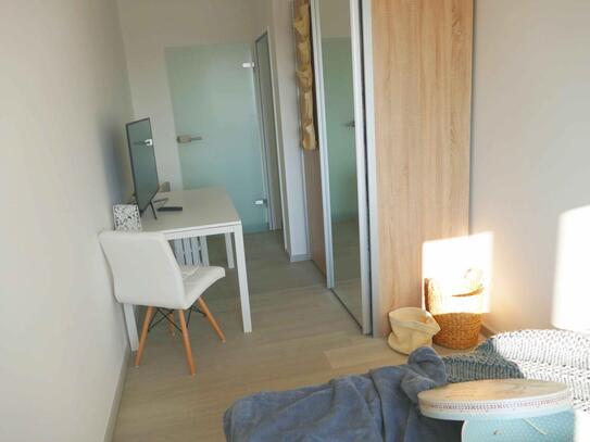 Bright double bedroom in Untergiesing - Harlaching