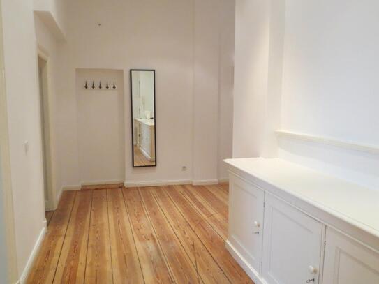 Ample single bedroom in Kreuzberg