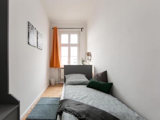 Cosy single bedroom in a well-connected residential area in Schöneberg