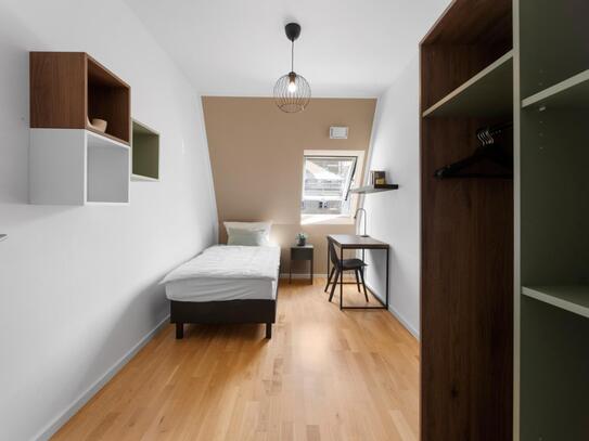 Cosy single bedroom in a brand new building in Mitte