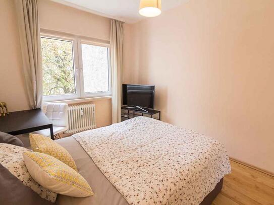 Homely single bedroom in Westend-Süd