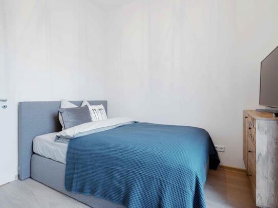 Charming double bedroom in Moabit