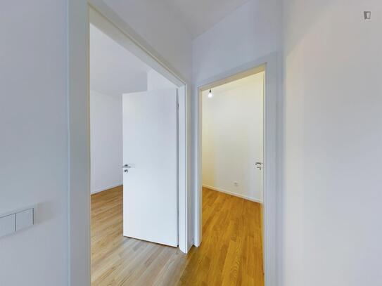 Modern unfurnished 1-bedroom apartment in Mitte