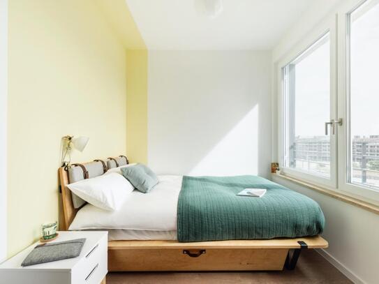 Alluring double bedroom with balcony in Mitte