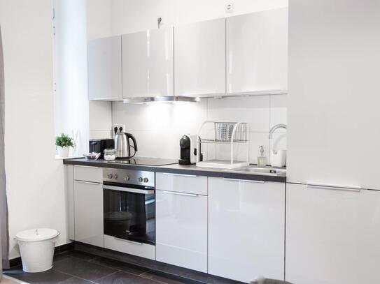 Bright 1-Bedroom apartment with terrace near U Amrumer Str. metro station