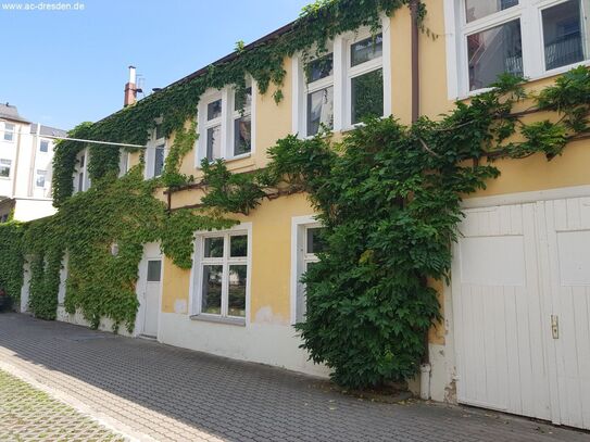 Chemnitz: Helle 2-Raum-Wohnung mit Balkon im kernsanierten Gründerzeithaus im Lutherviertel