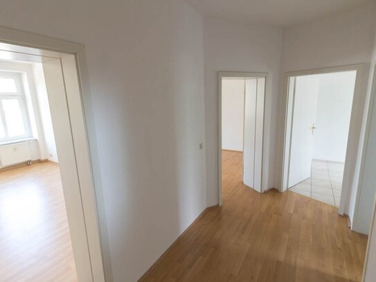 **Wohnen im beliebten Leipziger Westen + Balkon + EBK**