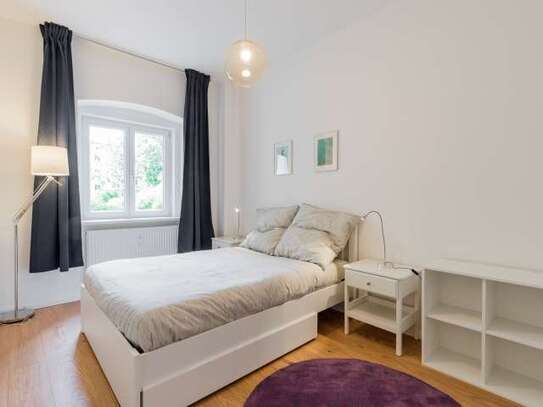 Ganze 1 Schlafzimmer Wohnung in Berlin