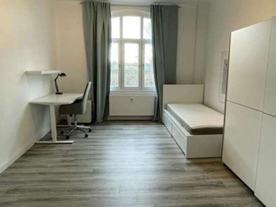 Zimmer zu vermieten in 4-Zimmer-Wohnung in Potsdam