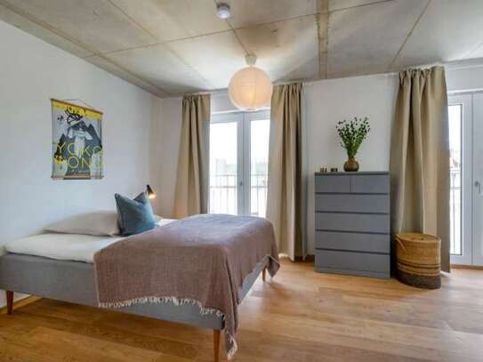Zimmer zu vermieten in 4-Zimmer-Wohnung in der Maxvorstadt, München