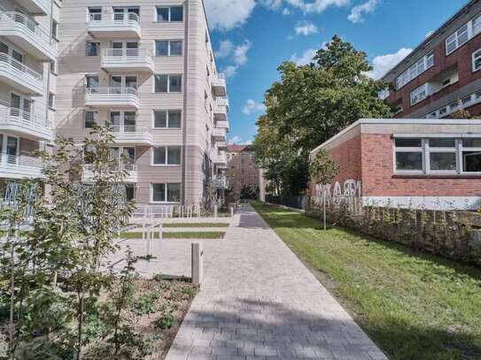 Zimmer in Wohngemeinschaft in Neubau. Hochzeit. Berlin