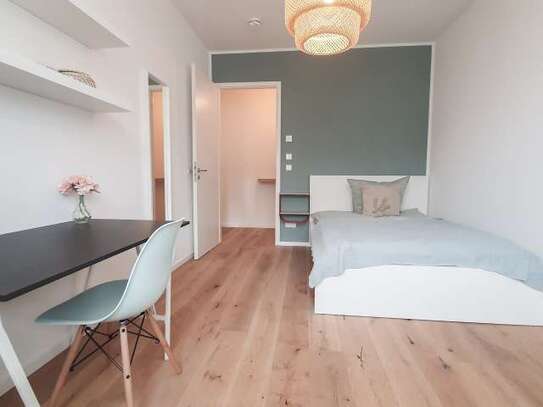 Zimmer zu vermieten in Wohnung mit 4 Schlafzimmern in Berlin