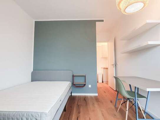 Zimmer zu vermieten in Wohnung mit 4 Schlafzimmern in Berlin