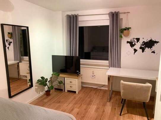 Zimmer zu vermieten in 3-Zimmer-Wohnung in Frankfurt