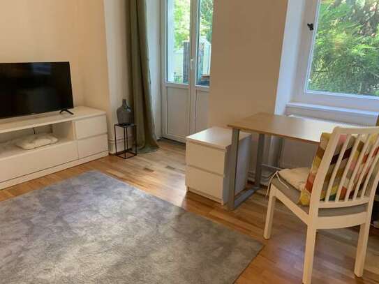 Ganze 1 Schlafzimmer Wohnung in Berlin