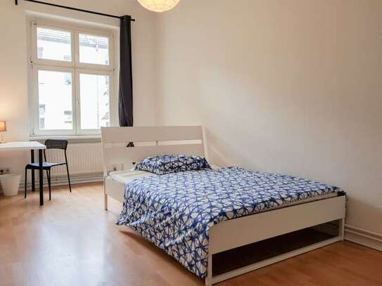 Geräumiges Zimmer zu vermieten in Pankow, Berlin