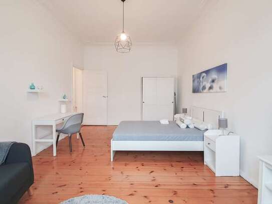 Wohnung mit 1 Schlafzimmer zu vermieten in Tiroler, Berlin