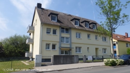 TOP gepflegte 1 Zimmerwohnung mit EBK, Tageslichtduschbad und Balkon in 60435 Berkersheim zu mieten