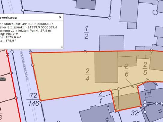 3 Familienhaus mit riesigem Grundstück und Nebengebäuden in Hanau Mittelbuchen