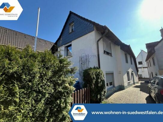 VR IMMO: Historisches Einfamilienhaus mit Garage in der Innenstadt von Neuenrade zu verkaufen!