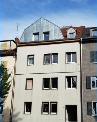 5 Familienhaus in Konstanz/Petershausen mit separatem Hinterhaus, voll vermietet, ideal für Anleger!