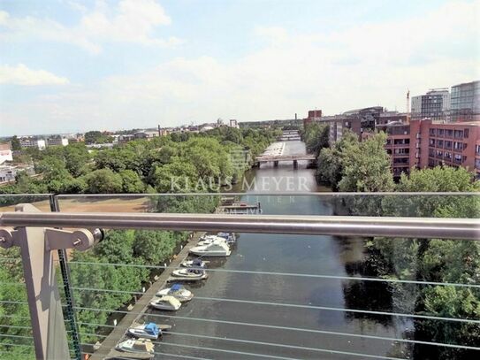 Praxis - / Klinikflächen und oder Büro im sensationellen Berliner Bogen direkt am Berliner Tor