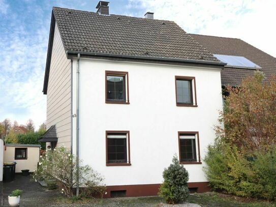 Familienfreundliche Doppelhaushälfte mit Anbau in Grevenbroich-Orken